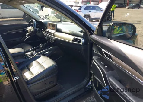 2021 Kia Telluride Ex z USA, uszkodzony, nr VIN 5XYP34HC4MG170731